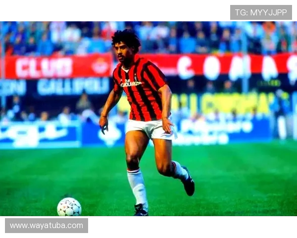 足球队2号球星风采：才华横溢，技艺超群，引领球队赢得胜利